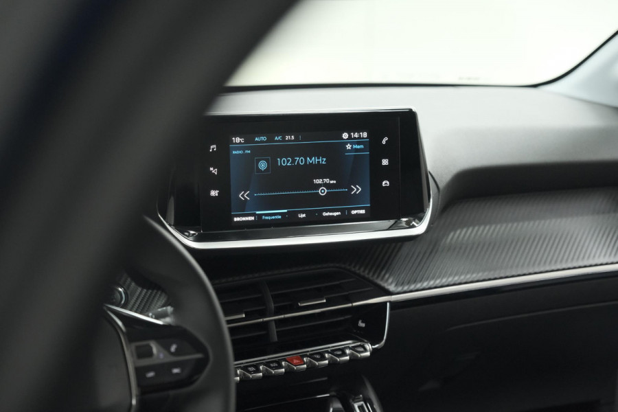 Peugeot 208 PureTech 100 Allure | Stoelverwarming | Adaptieve Cruise Control | Camera | Apple Carplay