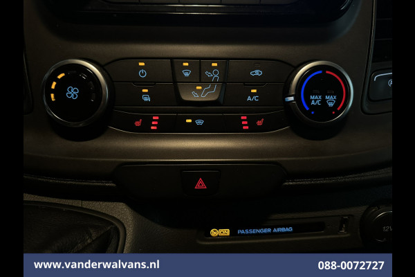 Ford Transit 2.0 TDCI 131pk L3H2 Euro6 Airco | Navigatie | Camera | Cruisecontrol | Apple Carplay | Stoelverwarming Android Auto, verwarmde voorruit, Parkeersensoren, Bijrijdersbank