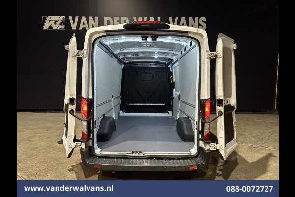 Ford Transit 2.0 TDCI 131pk L3H2 Euro6 Airco | Navigatie | Camera | Cruisecontrol | Apple Carplay | Stoelverwarming Android Auto, verwarmde voorruit, Parkeersensoren, Bijrijdersbank