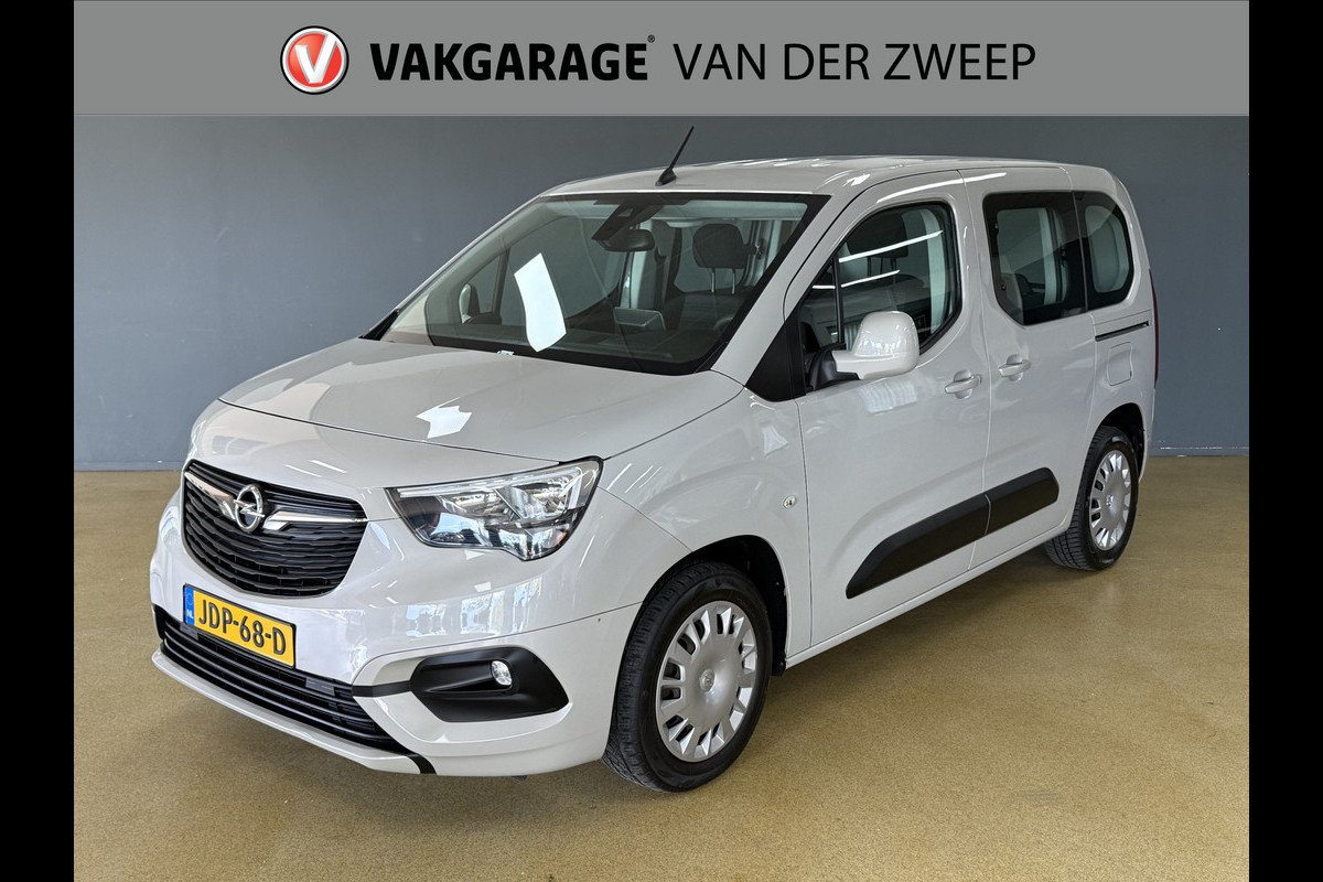 Opel Combo Tour 1.2 Turbo L1H1 Edition | Carplay | Navi | Trekhaak Opel Combo Tour 1.2 Turbo L1H1 Edition | Carplay | Navi | Trekhaak