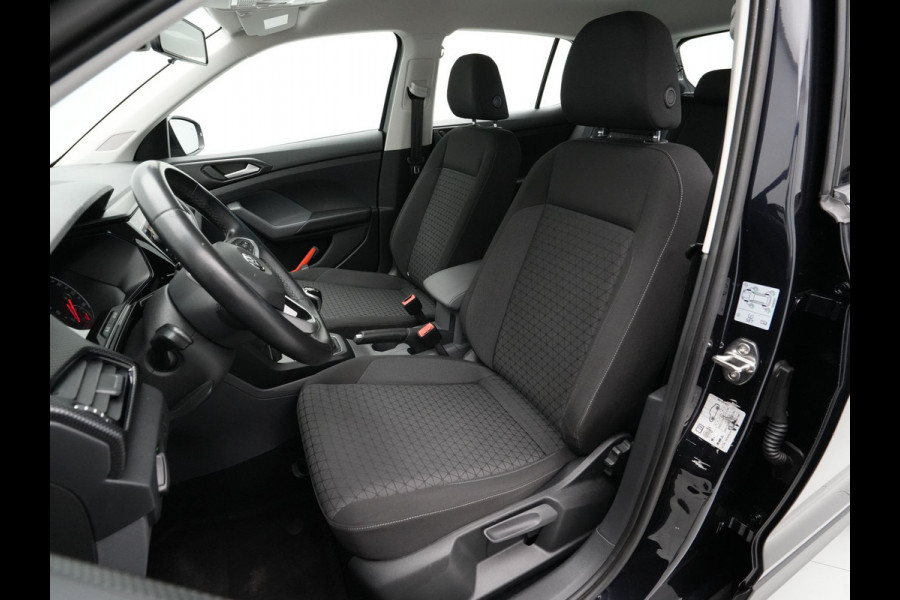 Volkswagen T-Cross 1.0 TSI 115pk Life Navigatie Trekhaak Acc Pdc Carplay Side Assist 145
