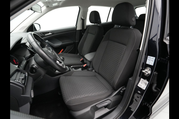 Volkswagen T-Cross 1.0 TSI 115pk Life Navigatie Trekhaak Acc Pdc Carplay Side Assist 145