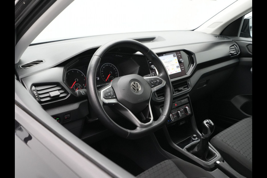 Volkswagen T-Cross 1.0 TSI 115pk Life Navigatie Trekhaak Acc Pdc Carplay Side Assist 145
