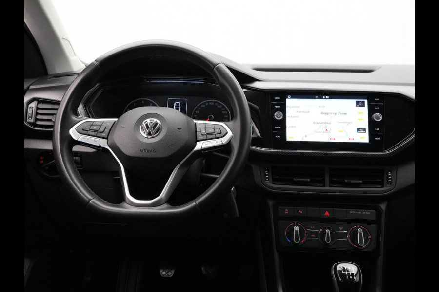 Volkswagen T-Cross 1.0 TSI 115pk Life Navigatie Trekhaak Acc Pdc Carplay Side Assist 145