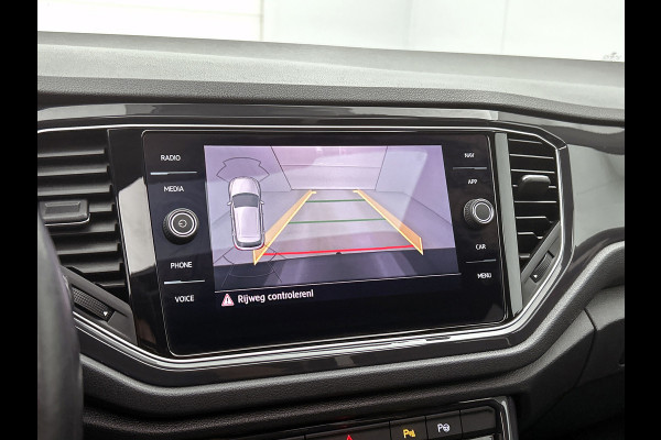Volkswagen T-Roc 2.0 TSI 4Motion Sport (PANORAMADAK, AFNEEMBARE TREKHAAK, CAMERA, DIGITALE COCKPIT, DEALER ONDERHOUDEN)