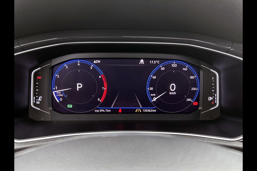 Volkswagen T-Roc 2.0 TSI 4Motion Sport (PANORAMADAK, AFNEEMBARE TREKHAAK, CAMERA, DIGITALE COCKPIT, DEALER ONDERHOUDEN)