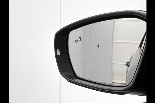 Volkswagen T-Roc 2.0 TSI 4Motion Sport (PANORAMADAK, AFNEEMBARE TREKHAAK, CAMERA, DIGITALE COCKPIT, DEALER ONDERHOUDEN)