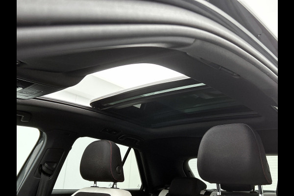 Volkswagen T-Roc 2.0 TSI 4Motion Sport (PANORAMADAK, AFNEEMBARE TREKHAAK, CAMERA, DIGITALE COCKPIT, DEALER ONDERHOUDEN)