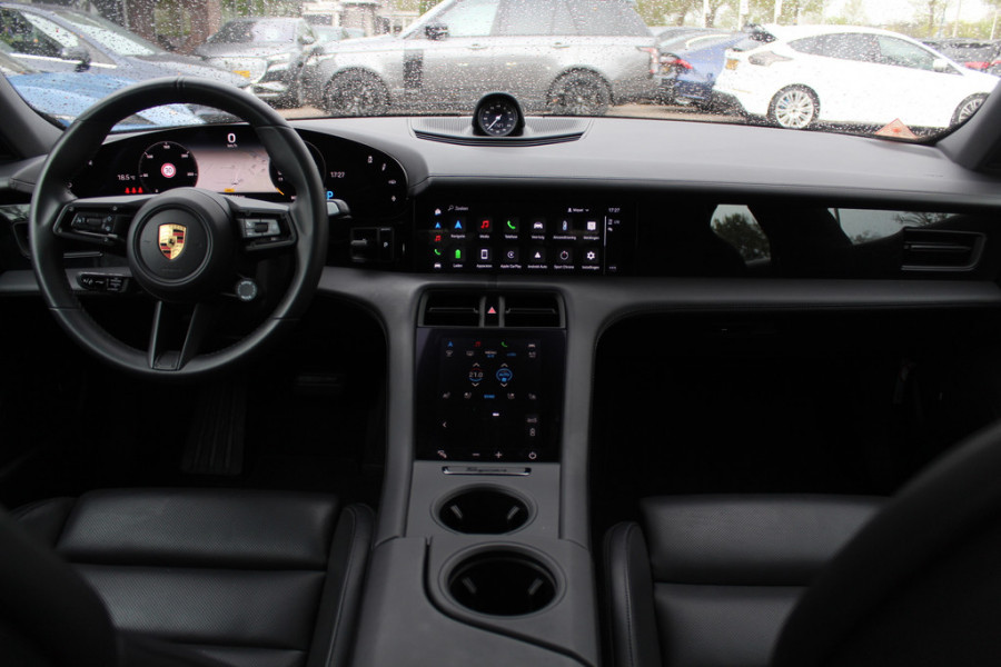 Porsche Taycan 4S Performance 84 kWh / SoH 91.3% / Panoramadak / 360Camera / Head-up / Achterasbesturing / Matrix LED / 21'' / Luchtvering / Bose / Stoelmassage / Sportchrono / Leder / Stuurverwarming / DAB / ACC