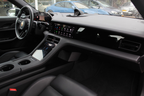 Porsche Taycan 4S Performance 84 kWh / SoH 91.3% / Panoramadak / 360Camera / Head-up / Achterasbesturing / Matrix LED / 21'' / Luchtvering / Bose / Stoelmassage / Sportchrono / Leder / Stuurverwarming / DAB / ACC