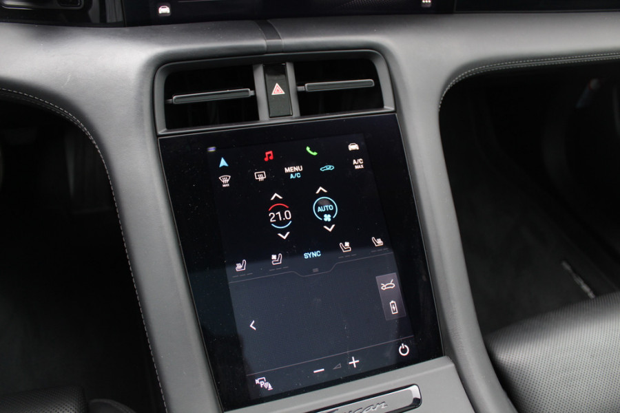 Porsche Taycan 4S Performance 84 kWh / SoH 91.3% / Panoramadak / 360Camera / Head-up / Achterasbesturing / Matrix LED / 21'' / Luchtvering / Bose / Stoelmassage / Sportchrono / Leder / Stuurverwarming / DAB / ACC