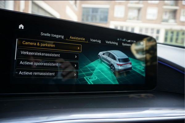 Mercedes-Benz EQC 400 4MATIC AMG Line Premium Plus 80 kWh | BTW | Adaptive Cruise | Lane Departure | 21inch | Sfeerverlichting | Mercedes garantie 04/2026 | Topstaat