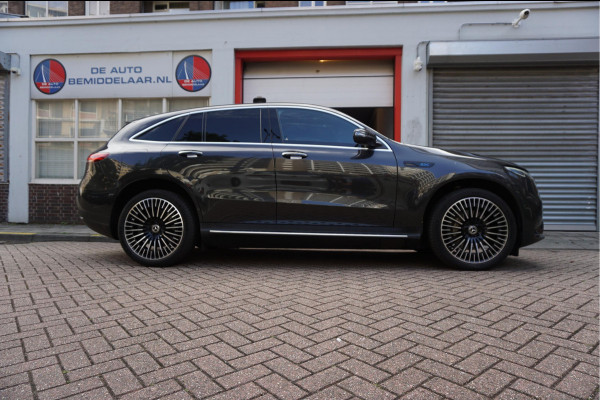 Mercedes-Benz EQC 400 4MATIC AMG Line Premium Plus 80 kWh | BTW | Adaptive Cruise | Lane Departure | 21inch | Sfeerverlichting | Mercedes garantie 04/2026 | Topstaat