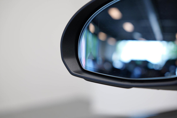 Mercedes-Benz C-Klasse 180 AMG Line |Pano|Burmester|Memory|360 Camera|