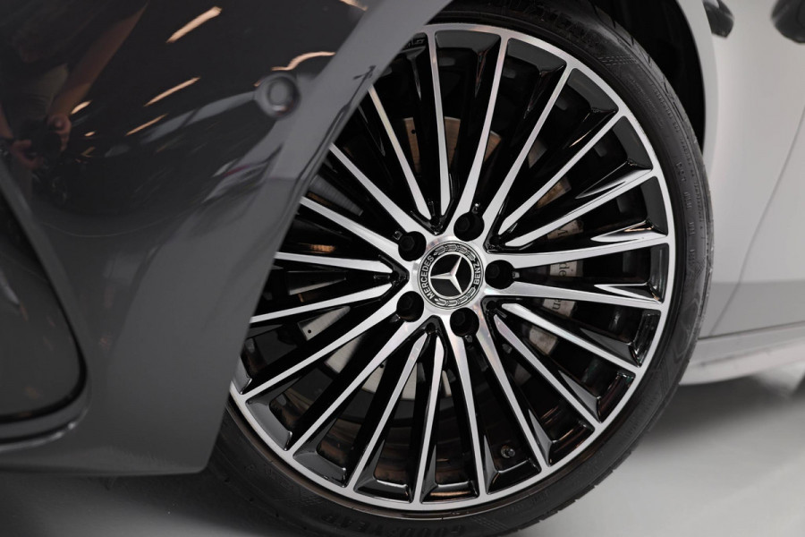 Mercedes-Benz C-Klasse 180 AMG Line |Pano|Burmester|Memory|360 Camera|