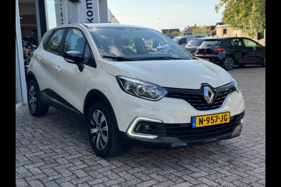 Renault Captur TCe 90 Life / Navi / LM velgen / Parkeersensoren