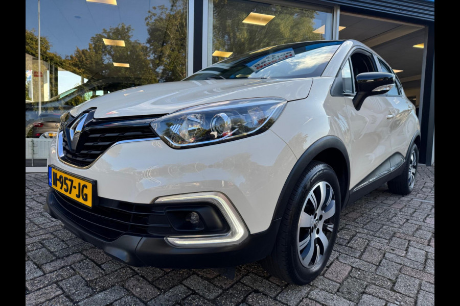 Renault Captur TCe 90 Life / Navi / LM velgen / Parkeersensoren