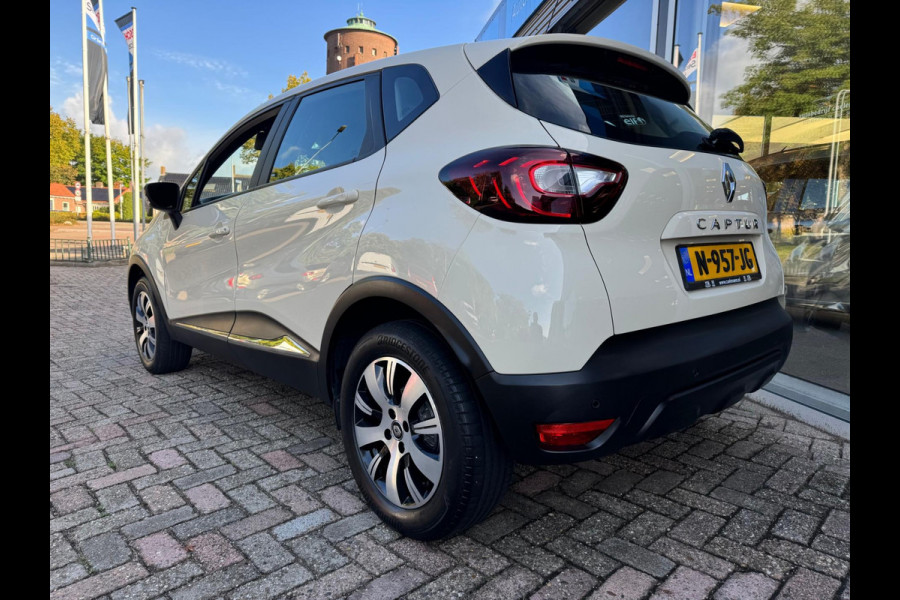 Renault Captur TCe 90 Life / Navi / LM velgen / Parkeersensoren
