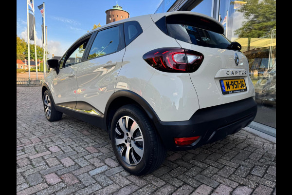 Renault Captur TCe 90 Life / Navi / LM velgen / Parkeersensoren