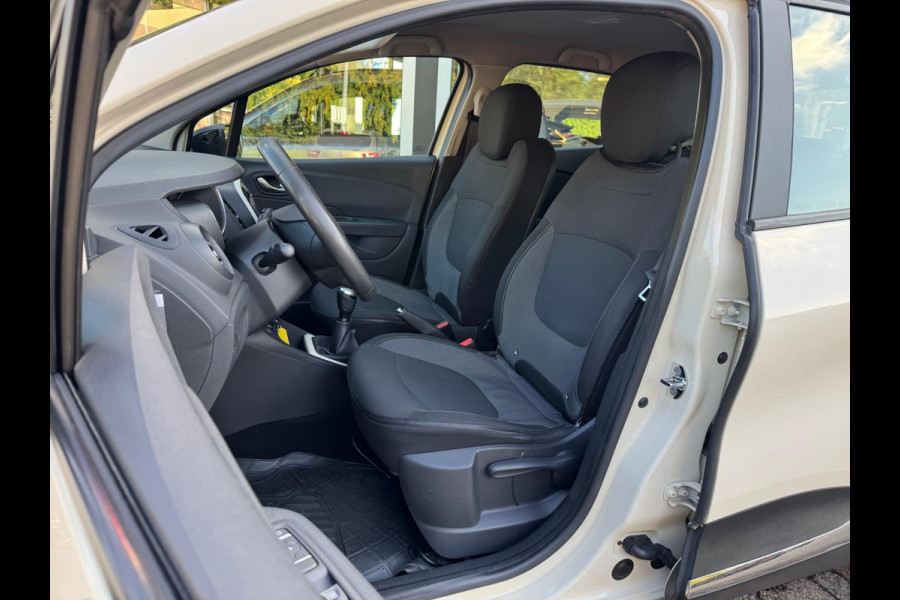 Renault Captur TCe 90 Life / Navi / LM velgen / Parkeersensoren