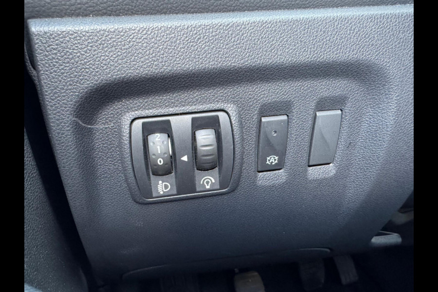 Renault Captur TCe 90 Life / Navi / LM velgen / Parkeersensoren