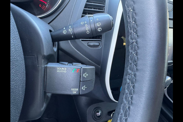 Renault Captur TCe 90 Life / Navi / LM velgen / Parkeersensoren