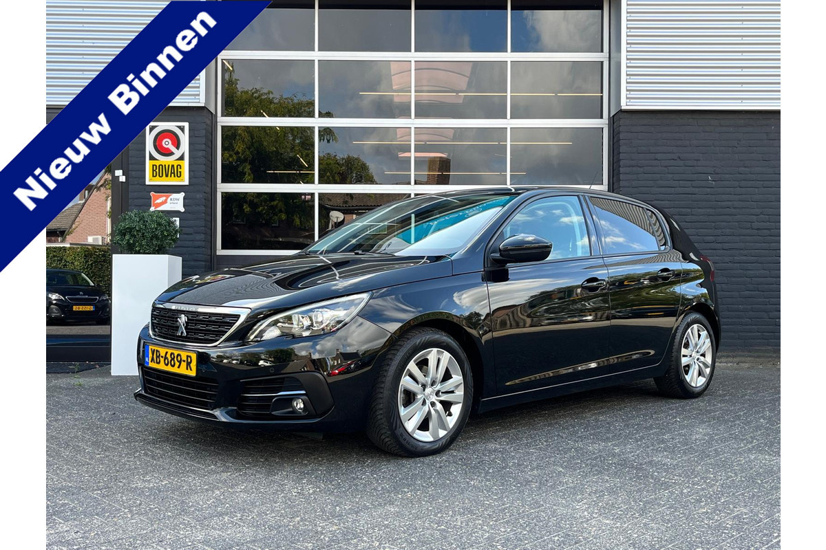 Peugeot 308 1.2 Blue Executive, Bluetooth, CarPlay, Cruise, Pano, Navi, PDC