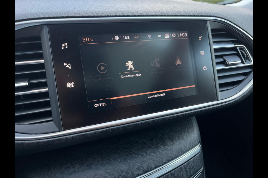 Peugeot 308 1.2 Blue Executive, Bluetooth, CarPlay, Cruise, Pano, Navi, PDC