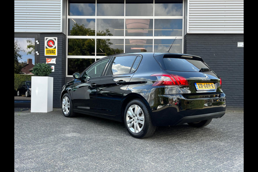 Peugeot 308 1.2 Blue Executive, Bluetooth, CarPlay, Cruise, Pano, Navi, PDC