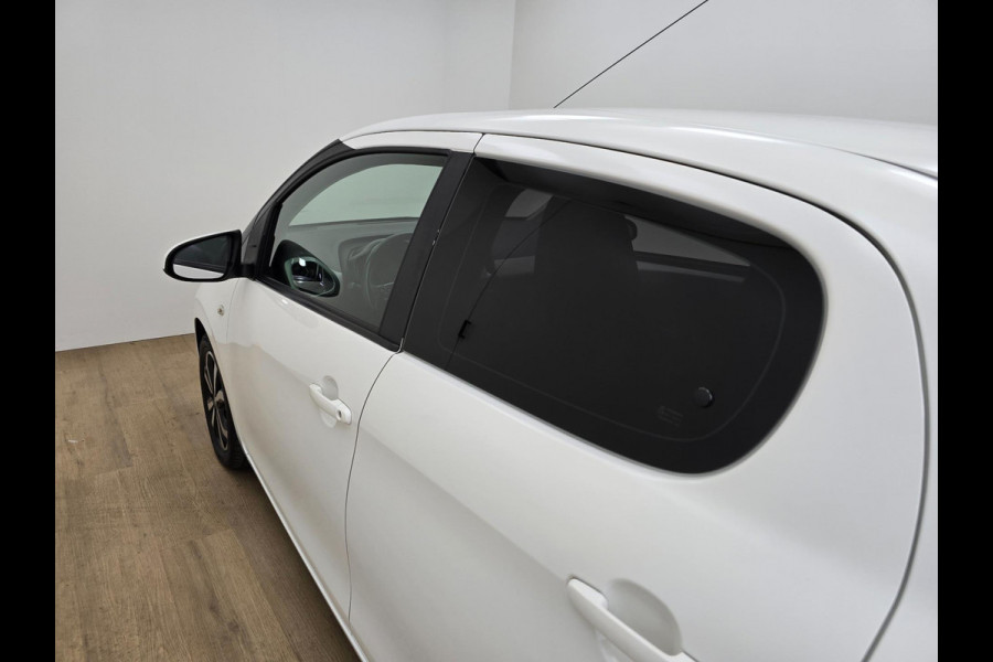 Citroën C1 Occasion 1.0 VTi Shine | Leuke uitvoering! | Tweedehands Citroen C1 in wit met parkeercamera | Bluetooth | Airco | Vol