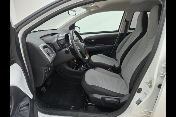 Citroën C1 Occasion 1.0 VTi Shine | Leuke uitvoering! | Tweedehands Citroen C1 in wit met parkeercamera | Bluetooth | Airco | Vol