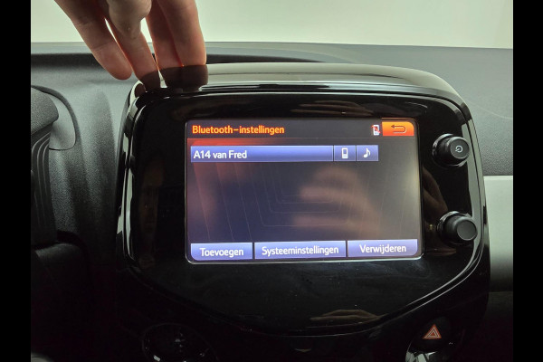 Citroën C1 Occasion 1.0 VTi Shine | Leuke uitvoering! | Tweedehands Citroen C1 in wit met parkeercamera | Bluetooth | Airco | Vol