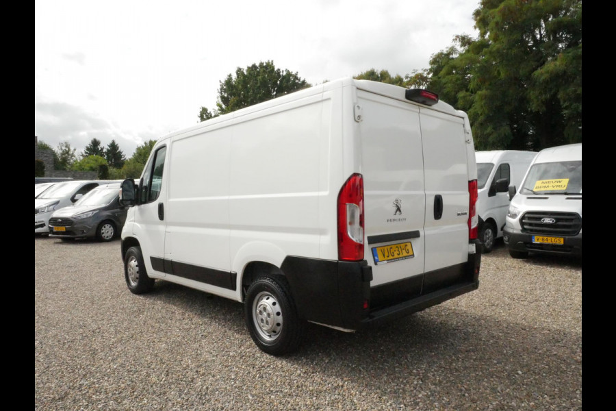 Peugeot Boxer 2.2 BlueHDi 140PK, L1H1, Airco