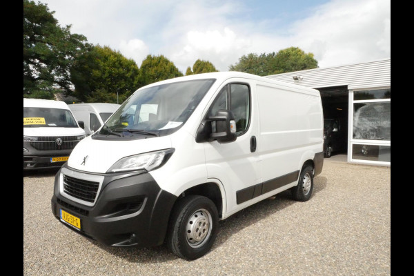 Peugeot Boxer 2.2 BlueHDi 140PK, L1H1, Airco