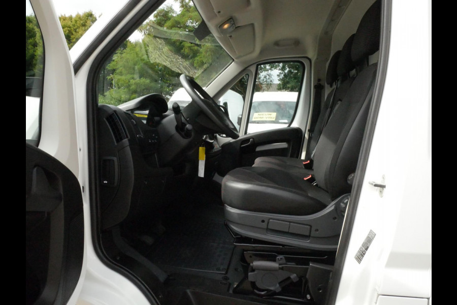 Peugeot Boxer 2.2 BlueHDi 140PK, L1H1, Airco