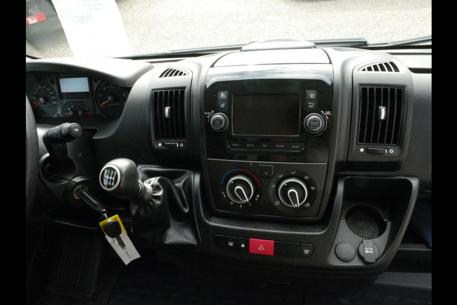 Peugeot Boxer 2.2 BlueHDi 140PK, L1H1, Airco