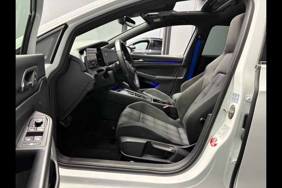 Volkswagen Golf GTE 1.4 eHybrid PANO
