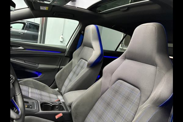 Volkswagen Golf GTE 1.4 eHybrid PANO