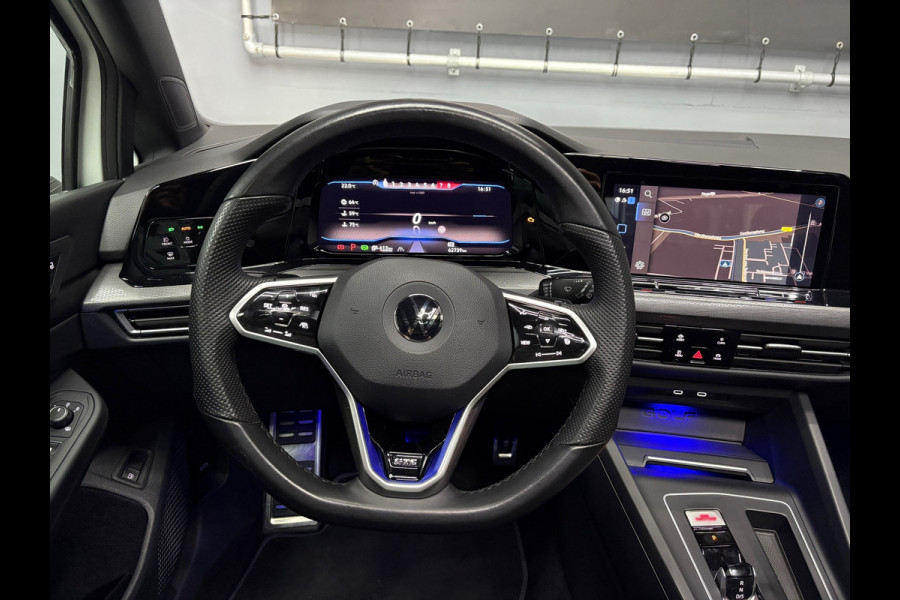 Volkswagen Golf GTE 1.4 eHybrid PANO