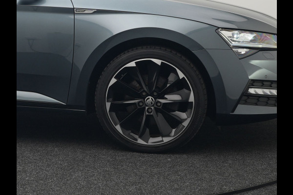 Škoda Superb Combi 1.4 TSI iV Sportline Plug In Hybrid 218pk Dealer O.H PHEV | Adaptive Cruise | 360 Camera | Alcantara Sportstoelen Memory | Canton Audio | 19"L.M | Virtual | Keyless |