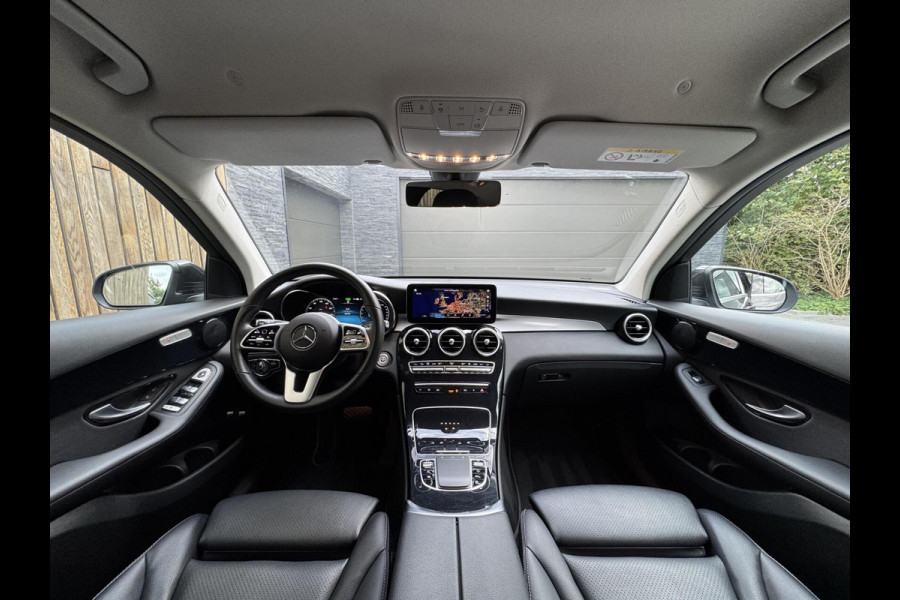 Mercedes-Benz GLC 300e 4MATIC Business Solution Automaat | Leer | Stoelverwarming | LED verlichting | Climate control | Cruise control | Achteruit
