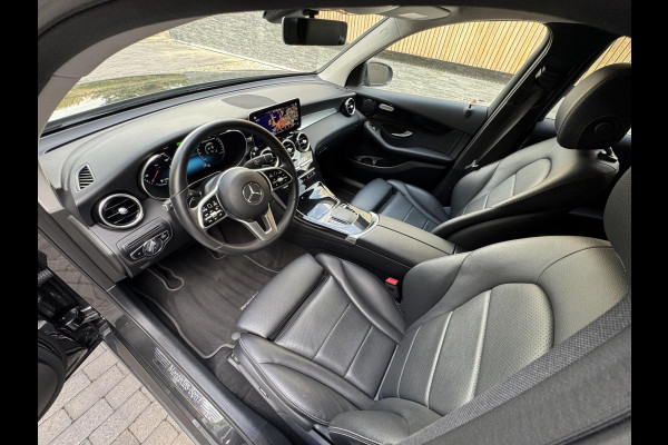 Mercedes-Benz GLC 300e 4MATIC Business Solution Automaat | Leer | Stoelverwarming | LED verlichting | Climate control | Cruise control | Achteruit