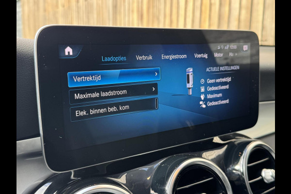 Mercedes-Benz GLC 300e 4MATIC Business Solution Automaat | Leer | Stoelverwarming | LED verlichting | Climate control | Cruise control | Achteruit