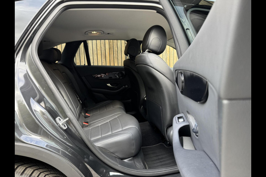 Mercedes-Benz GLC 300e 4MATIC Business Solution Automaat | Leer | Stoelverwarming | LED verlichting | Climate control | Cruise control | Achteruit