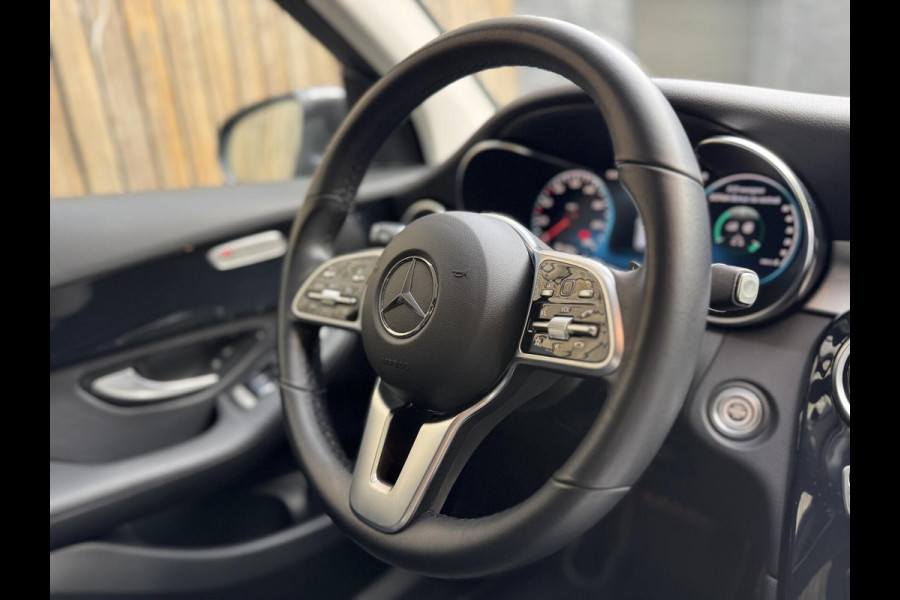 Mercedes-Benz GLC 300e 4MATIC Business Solution Automaat | Leer | Stoelverwarming | LED verlichting | Climate control | Cruise control | Achteruit