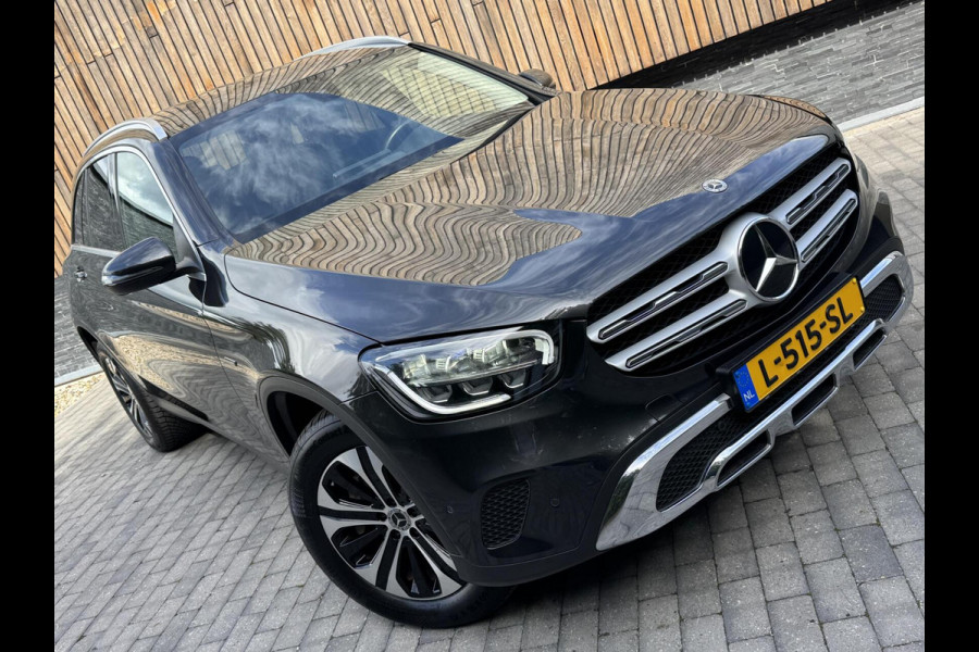 Mercedes-Benz GLC 300e 4MATIC Business Solution Automaat | Leer | Stoelverwarming | LED verlichting | Climate control | Cruise control | Achteruit