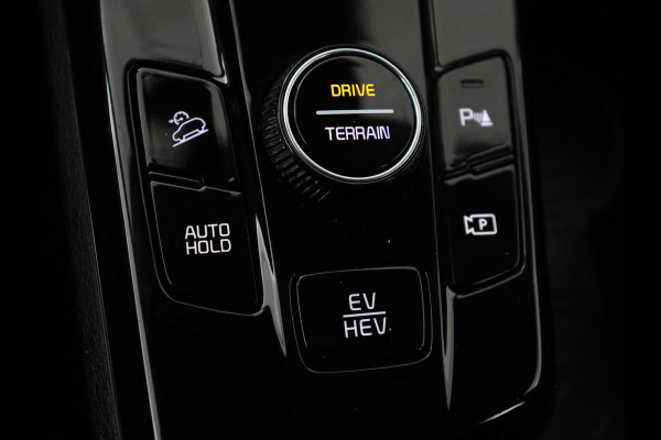 Kia Sportage 1.6 T-GDi Plug-in Hybrid AWD DynamicPlusLine | Automaat | Carplay | Camera | Adaptive cruise | LED | PHEV | DAB | Climate controle | LMV 19 inch