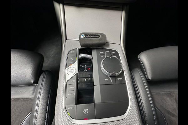 BMW 3 Serie Touring 318i M-Sport 291PK 340i Uitgevoerd Automaat|Navi|Adaptive Cruise