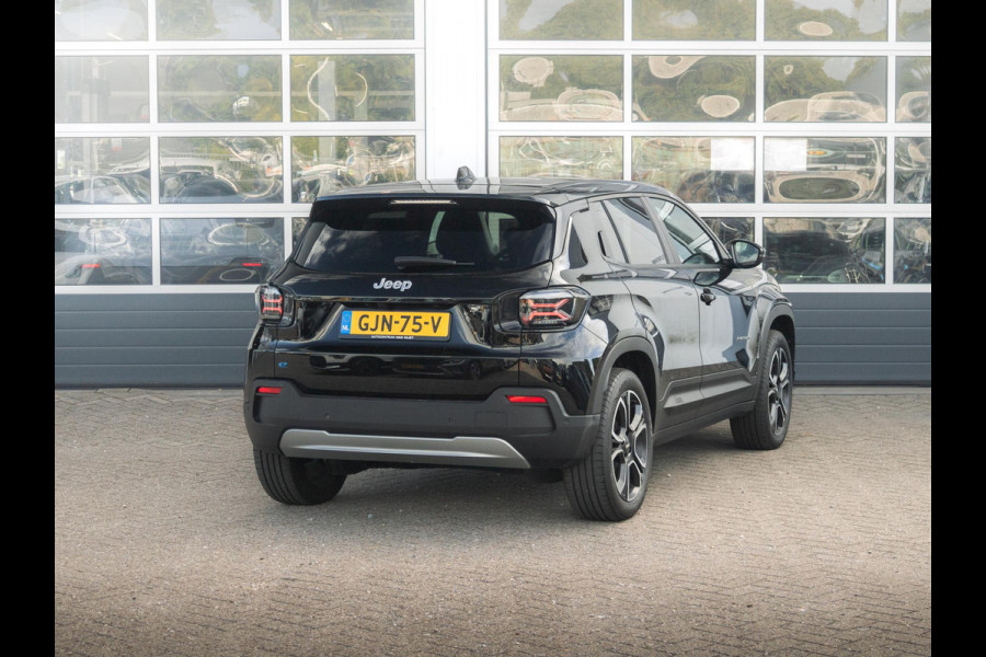 Jeep Avenger Summit 54 kWh | Clima | Camera | Apple Carplay | Elektr. A-Klep | Winter Pack | Navi | BSM | Warmtepomp