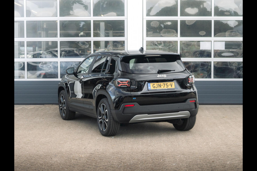 Jeep Avenger Summit 54 kWh | Clima | Camera | Apple Carplay | Elektr. A-Klep | Winter Pack | Navi | BSM | Warmtepomp